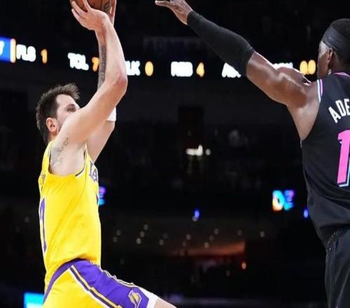 阿德巴约谈东契奇60分：大家都看到了，想得80分可不容易