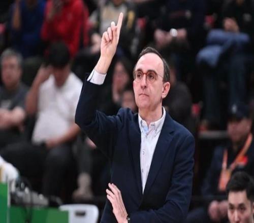 遼寧男籃沖擊7連勝！全力擊敗北京，鄢手騏漸入佳境，央視直播