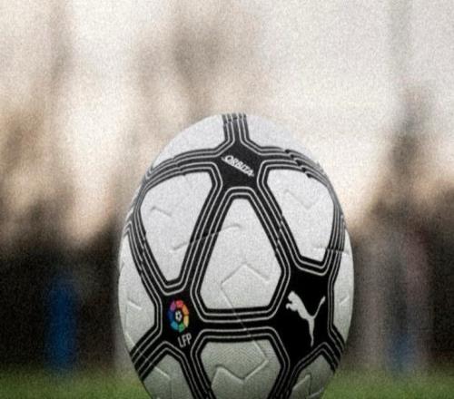 致敬歷史，西甲聯(lián)賽官方公布復(fù)古比賽日用球