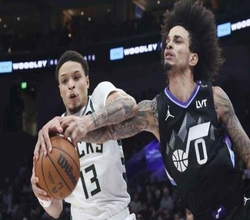 慘負(fù)擺爛大隊(duì)32分！雄鹿被打爆，老里弗斯氣炸：毫無(wú)斗志！