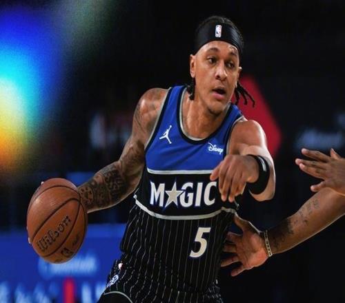 鮑爾20+6+5克神4記三分，班凱羅打鐵拖后腿，黃蜂送魔術三連敗