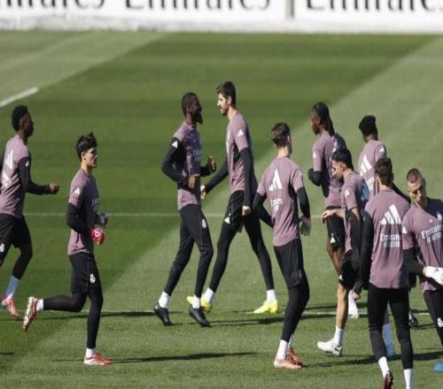 世體：貝林厄姆完成今日皇馬合練，他將出戰(zhàn)馬德里德比