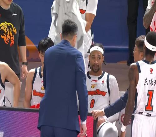 身高2米11+臂展2米33！NBA首輪秀或馳援杜鋒，保廣東隊進總決賽