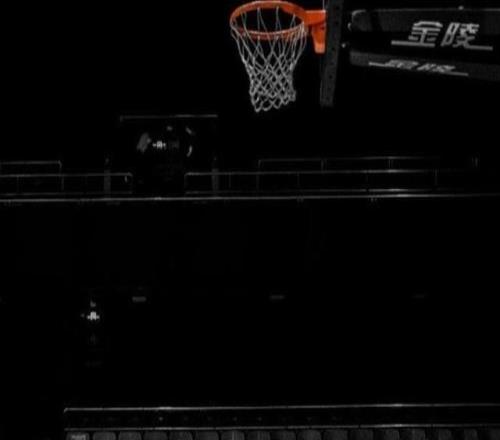 山東男籃大勝天津球迷卻很傷感：昔日經十路之王丁彥雨航宣告退役