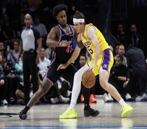 2戰轟100分！東契奇1戰破3大紀錄，湖人8連勝！詹姆斯砍第一神跡