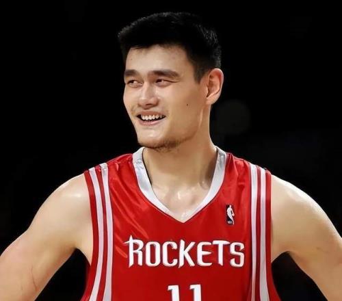 姚明與姚黑：為何愛他的人和恨他的人一樣瘋狂