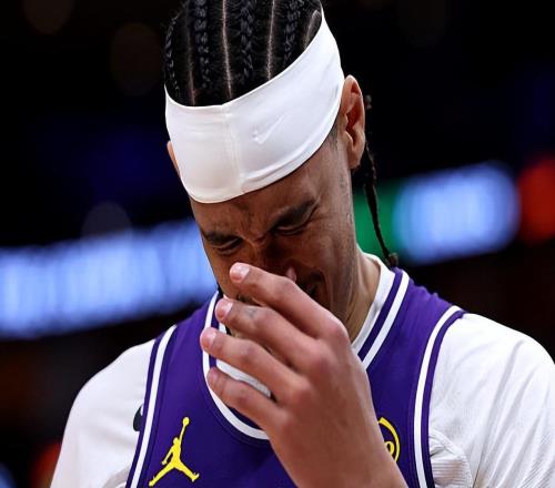 近段時間表現(xiàn)趨于平淡，湖人替補中鋒的能力畢竟還是比較有限的