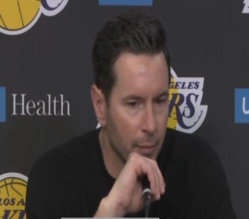 雷迪克：東契奇奉獻(xiàn)了英雄式的表演，外界的質(zhì)疑我們不會理會