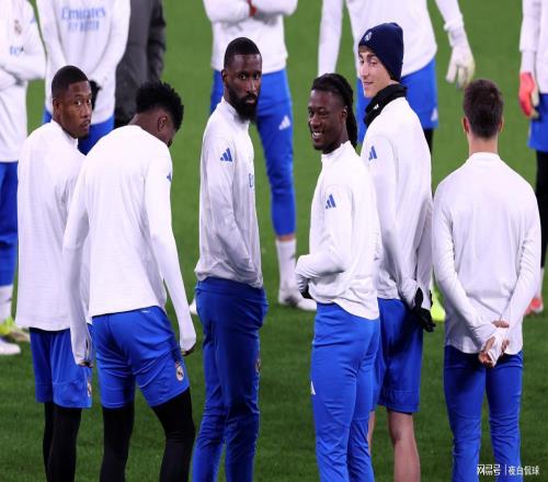 皇马中场洗牌！卡马文加标价5000万欧，利物浦抢先出手