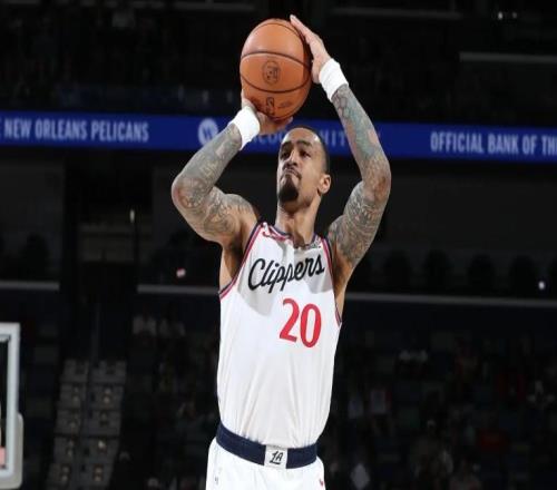 個人已經做得相當不錯了，但快船鋒線大將還是缺乏足夠的支持