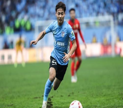 01！海港不敵大連，看看媒體人怎么說：統(tǒng)治力下降要慢慢還債了