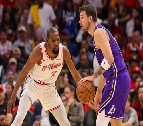 場均38分9板8助，攻防一體刷新紀錄！你比亞歷山大更值得拿MVP