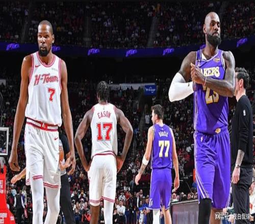 杜兰特盛赞詹姆斯：油箱还很满，他能打到45岁！