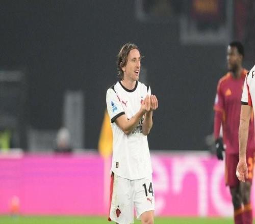 斯基拉：米蘭視莫德里奇為關(guān)鍵球員，正努力說服他留隊