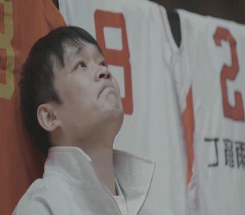 丁彥雨航宣布退役：累了，放下比堅持難太多