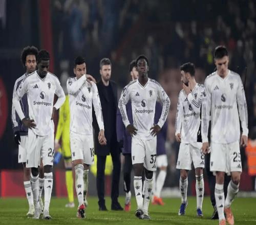 曼聯(lián)22平伯恩茅斯，11分鐘判罰天差地別，公平競賽成空談