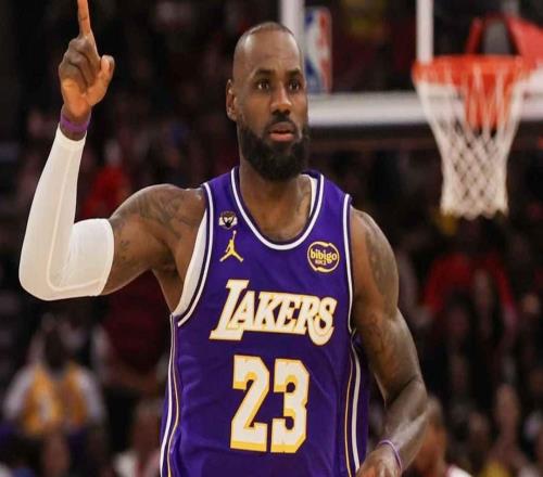 溫德霍斯特：在湖人隊?wèi)?zhàn)勝熱火隊后，詹姆斯依然對球隊充滿信心