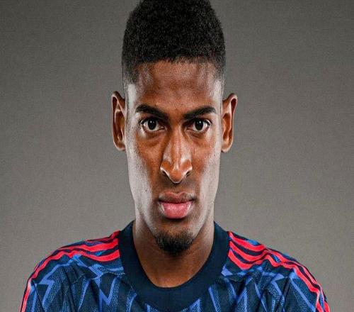 阿斯：莫斯克拉本也可選哥倫比亞，但球員本人只想效力西班牙