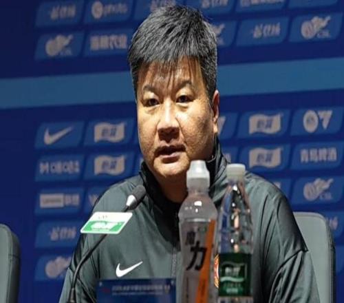 李金羽：感謝球迷為我們加油，帶領家鄉(xiāng)球隊征戰(zhàn)是我一生榮耀