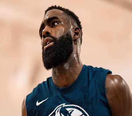 26分+28分+30分！歷史第1！363萬底薪男真香，他要搶最佳第六人