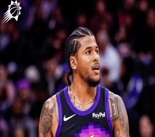 3連?。〔伎丝湛?4+6，杰倫格林17中3超鬼，恭喜火箭成了受益者