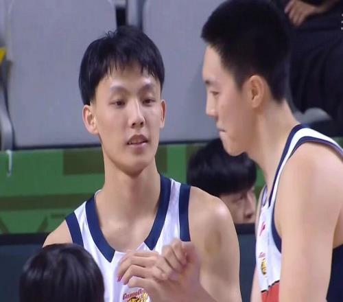 廣東男籃徐杰狀態(tài)回升，浙江官宣傷內(nèi)線大將，山西第七名外援到位