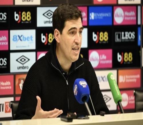 伊勞拉：踢曼聯(lián)能拿1分向來(lái)不錯(cuò)畢包帥位和我沒有任何關(guān)系