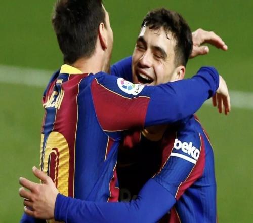 佩德里：我當(dāng)時(shí)完全沒想到自己加盟巴薩第一年就能留在一線隊(duì)