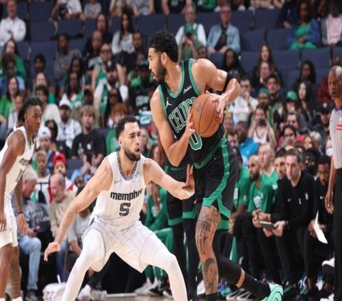 綠軍決戰(zhàn)制勝100逆轉雙殺灰熊布朗30+5+6塔圖姆13+9