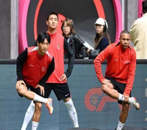 成都讓了個炮，銅梁龍趁機(jī)搶分！劉建業(yè)降溫哲學(xué)，向余望隔空喊話