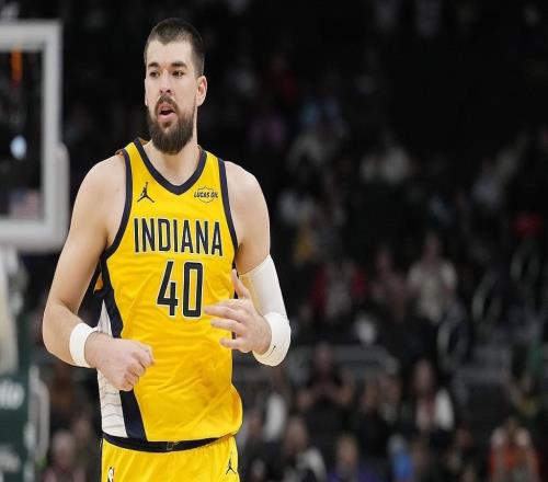 隊記：步行者中鋒祖巴茨肋骨骨折，預計將缺席賽季剩余比賽