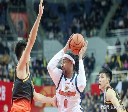 CBA積分榜最新排名！廣廈反超上海奪回第1：廣東爆冷輸倒數第2