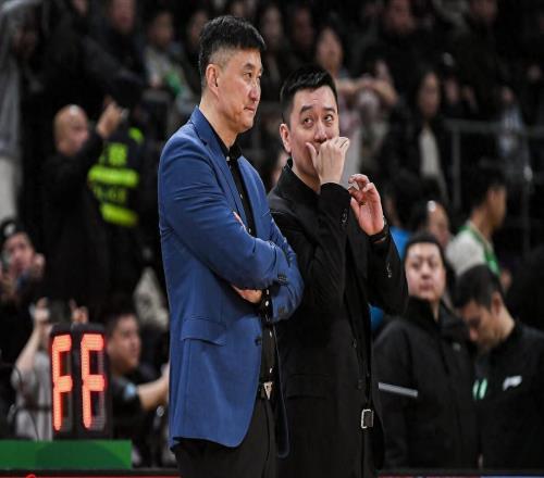 惹怒廣東球迷！杜鋒有三宗罪，徐杰成犧牲品，焦泊喬后悔轉(zhuǎn)會