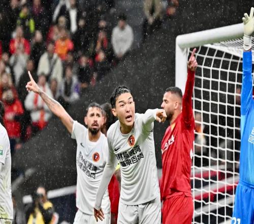 10！姆本扎中超首球，遼寧鐵人半場(chǎng)領(lǐng)先津門(mén)虎，沖擊賽季首勝