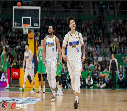 奇怪！缺席京遼戰(zhàn)卻遭到開(kāi)會(huì)，京蜜：他是膿包，末節(jié)不能再用他了