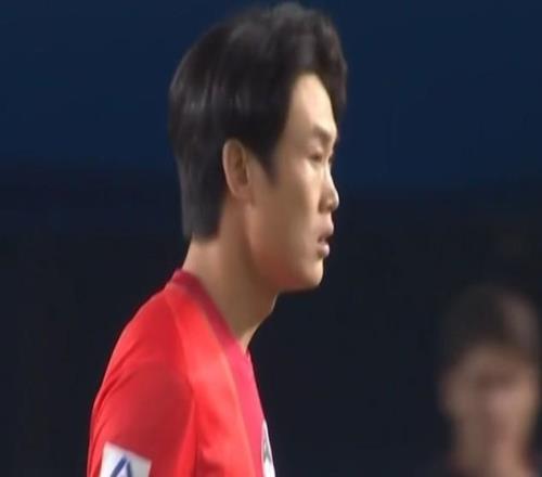 里程碑，河南隊后衛(wèi)徐浩峰完成個人俱樂部賽事第100次出場