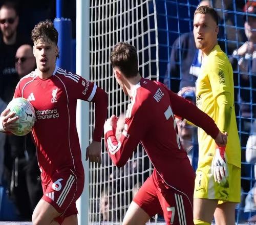 隨著利物浦12，切爾西03慘敗，英超最新排名出爐！曼聯(lián)排第3