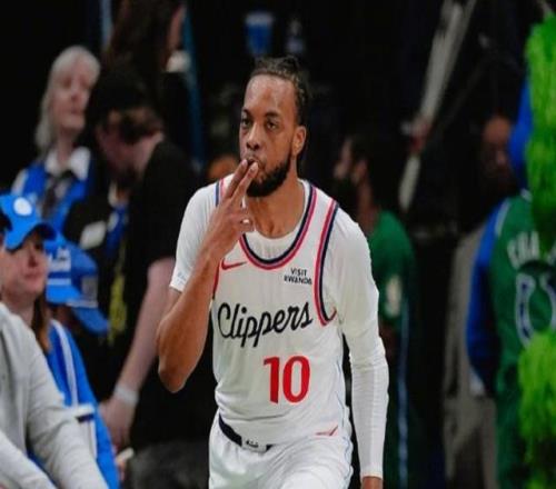 快船加時(shí)戰(zhàn)勝獨(dú)行俠凸顯一點(diǎn)：加蘭關(guān)鍵時(shí)刻別搶戲，把球交給小卡