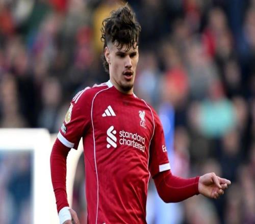 足壇一夜動態(tài)：拜仁造40慘案，藍(lán)軍03吞四連敗，斯洛特輸球甩鍋