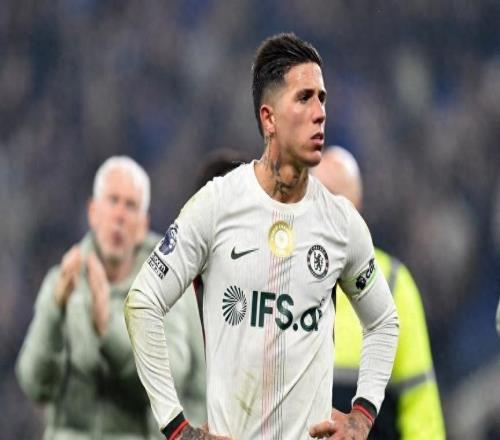 4連??！切爾西的至暗時(shí)刻：客場(chǎng)03慘敗埃弗頓，攻防兩端全面崩盤(pán)