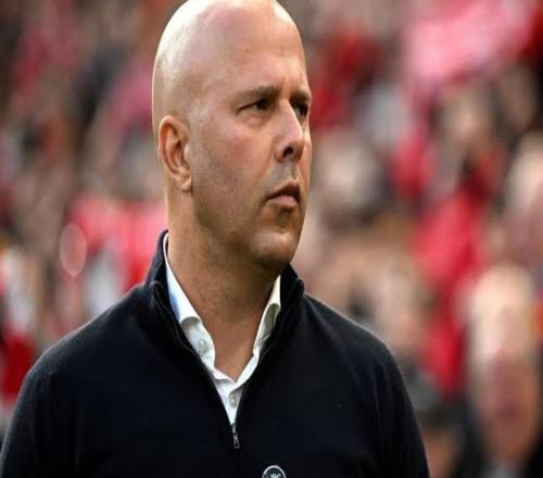 斯洛特：當(dāng)眾多前鋒缺陣時(shí)，只能讓球員去踢他不熟悉的位置