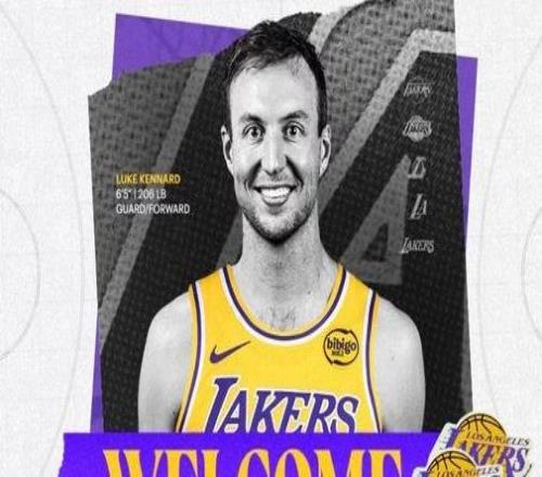 肯納德三分絕殺魔術(shù)湖人9連勝湖人這筆引援真的賺到了！