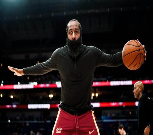 出戰(zhàn)13勝4負！哈登末節(jié)13+3再成救世主美媒贊已成騎士最佳球員