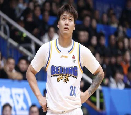 CBA排名！廣東輸球山東止敗，上海釀40分慘案，北京終結(jié)遼寧連勝