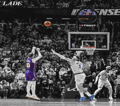 太準(zhǔn)了！180俱樂部！湖人最佳爭冠拼圖誕生