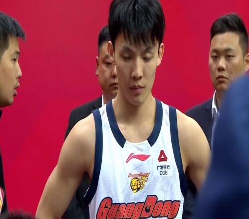 惨败江苏后！杜锋拒绝下课，放弃沪粤大战，离开广东队参加活动！