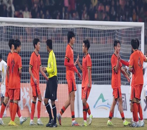 李昊落選國足后首次在社媒發(fā)聲，球迷都紛紛點贊送支持，引發(fā)熱議