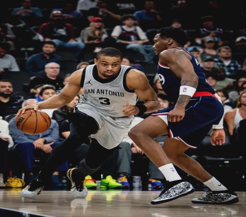 21勝2負！馬刺生涯6673分！正式超越倫納德