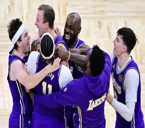 詹姆斯：看到肯納德出手三分時我就知道這球穩(wěn)了