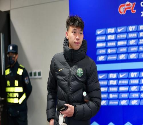 41！王鈺棟梅開(kāi)二度當(dāng)選最佳，賽后采訪不耐煩，態(tài)度引發(fā)爭(zhēng)議